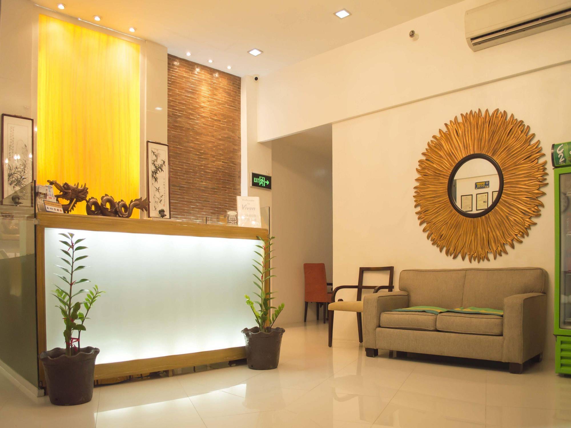 Viven Hotel Laoag Dış mekan fotoğraf