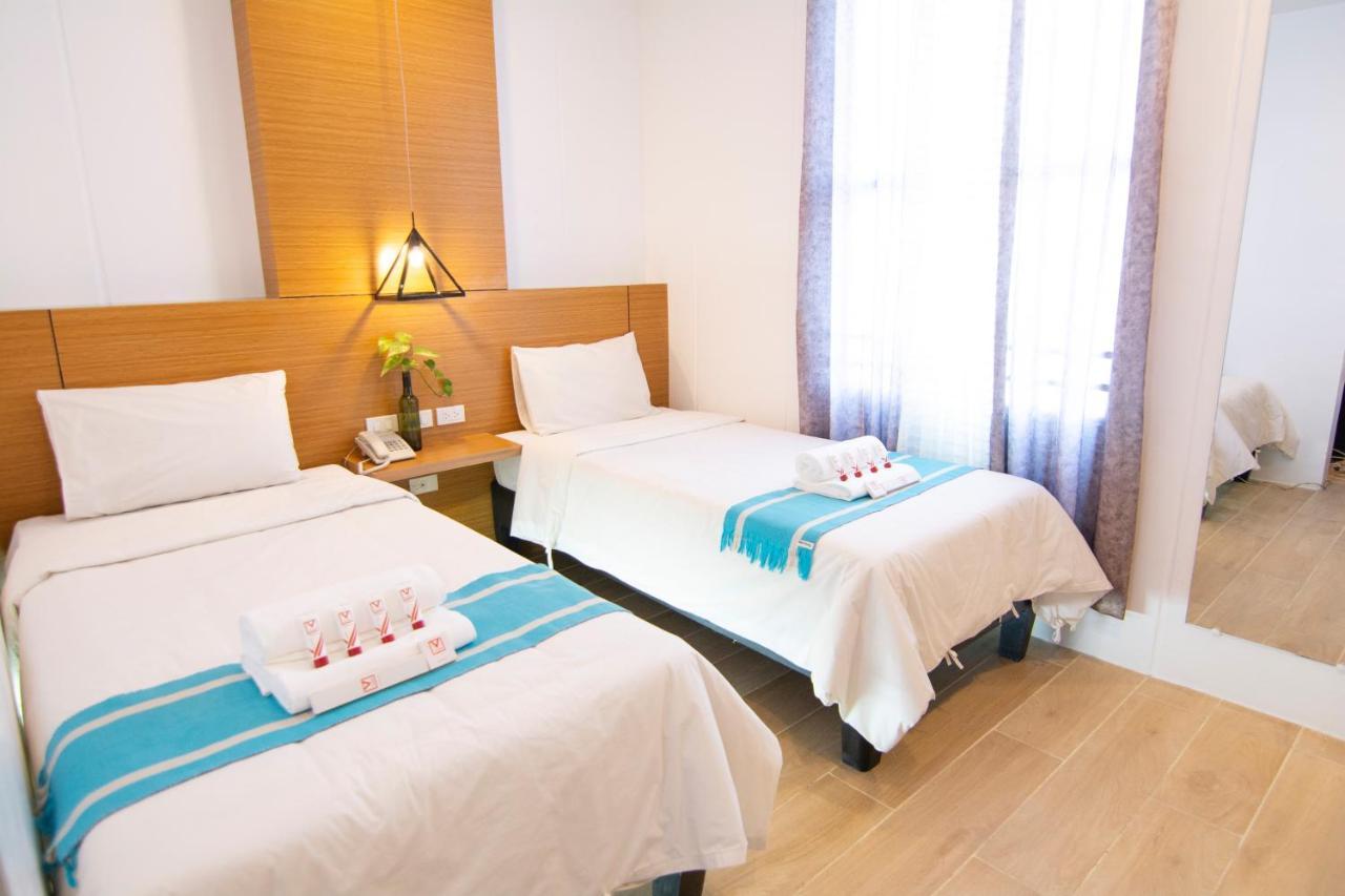 Viven Hotel Laoag Dış mekan fotoğraf